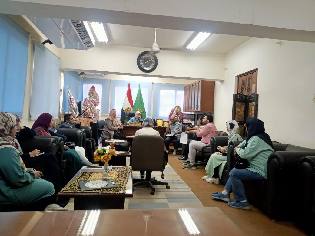 وكيل وزارة الصحة تعقد اجتماعا لمناقشة بروتوكول وزارة الصحة الجديد بعمليات الرمد <br>