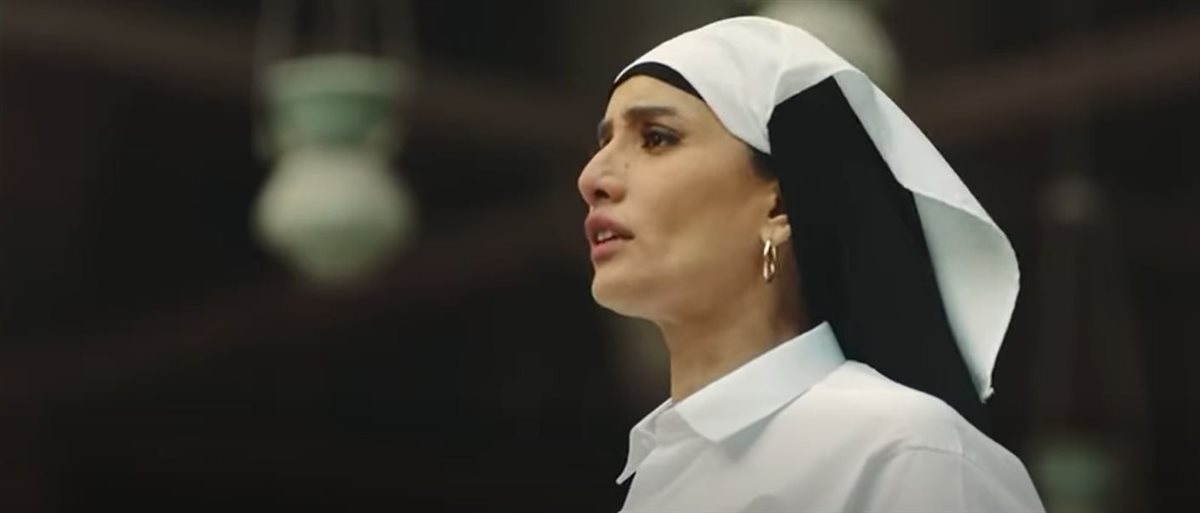 زينة في فيلم المنبر