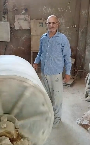 شيخ الخزافين بالقليوبية