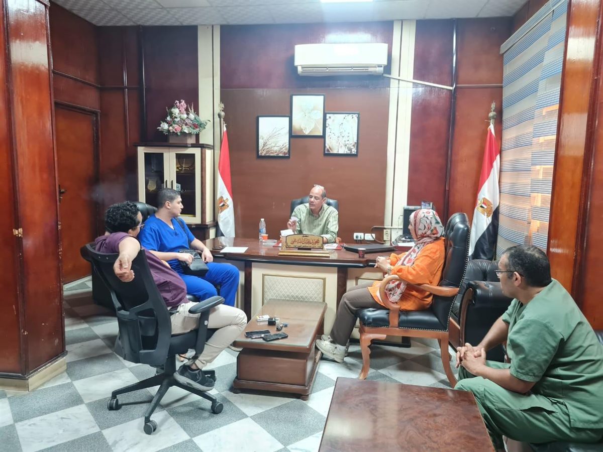 وكيل وزارة الصحة بالفيوم تشهد اجراء عمليات تركيب مفاصل بمستشفى الفيوم العام