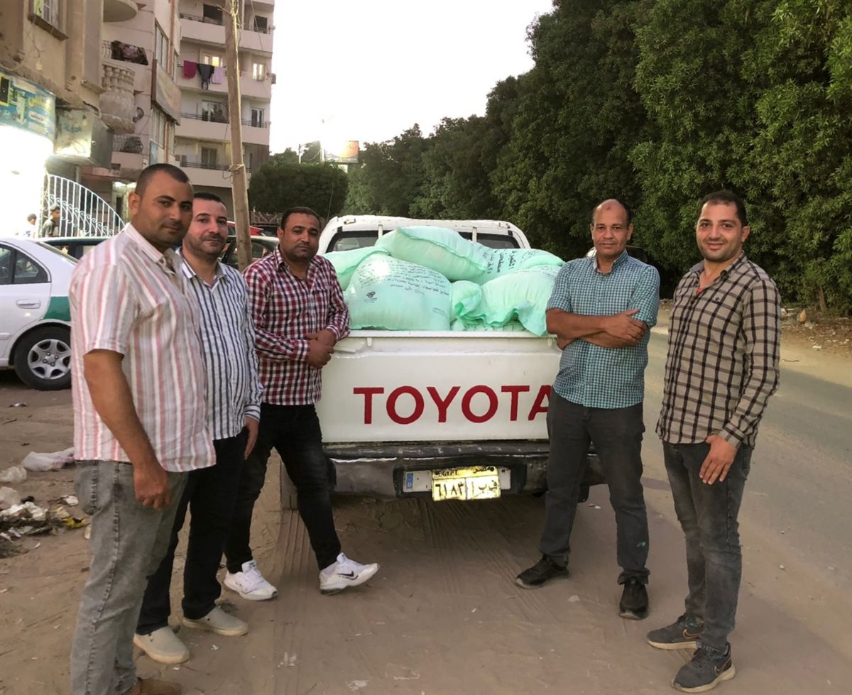 ضبط طن دقيق بلدي مدعم مخابز محظور بيعه او تداوله ونصف طن بن معشوش بالفيوم <br>