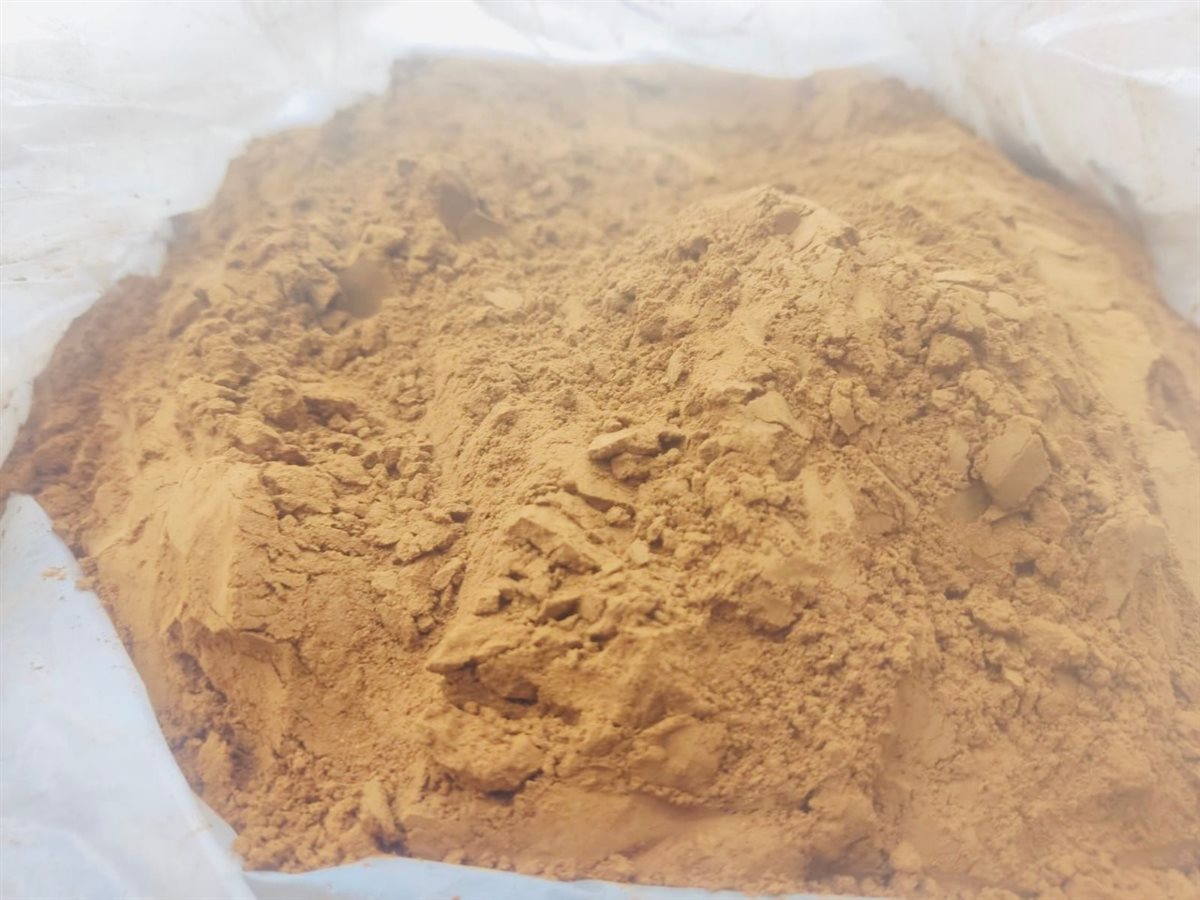 ضبط طن دقيق بلدي مدعم مخابز محظور بيعه او تداوله ونصف طن بن معشوش بالفيوم <br>