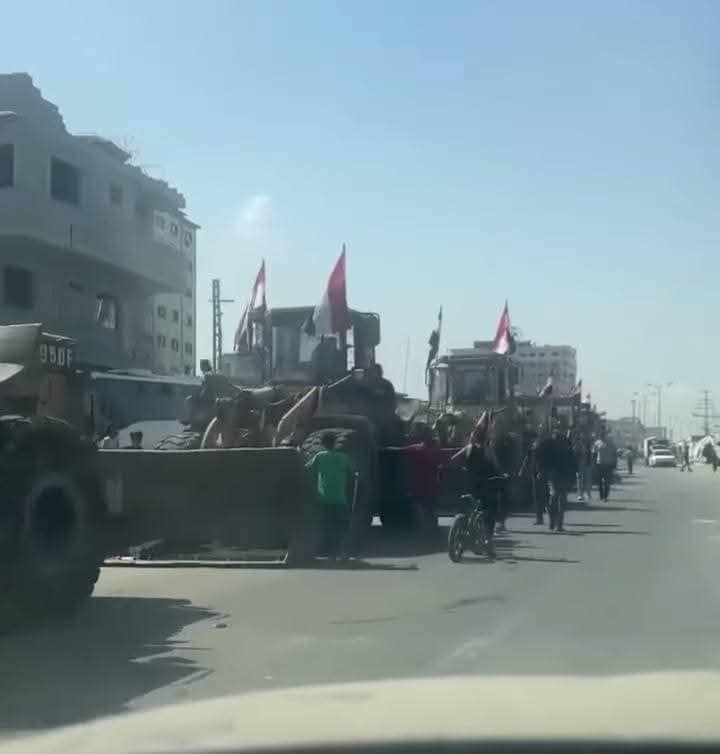الجرافات المصرية داخل غزة