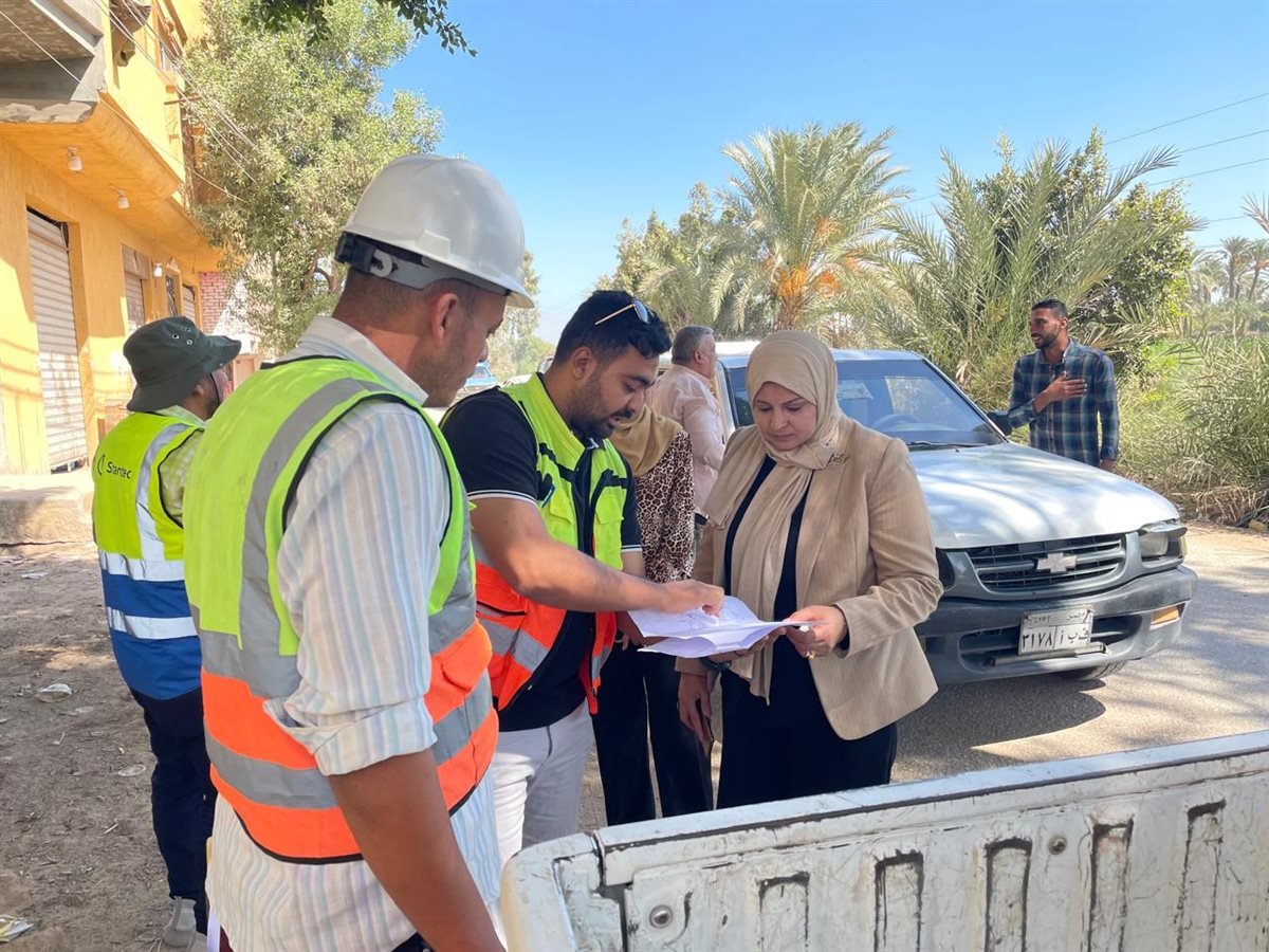 رئيس مركز ابشواى تبحث سبل إنهاء أعمال الصرف الصحي بطريق ابشواي السنجأ للبدء في أعمال الرصف