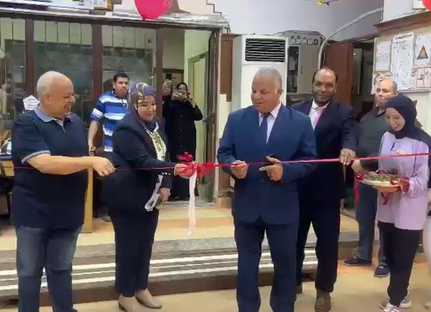 قبيصي يفتتح معرض ملابس الزي المدرسي للطلاب الأيتام بمديرية التربية والتعليم بالفيوم