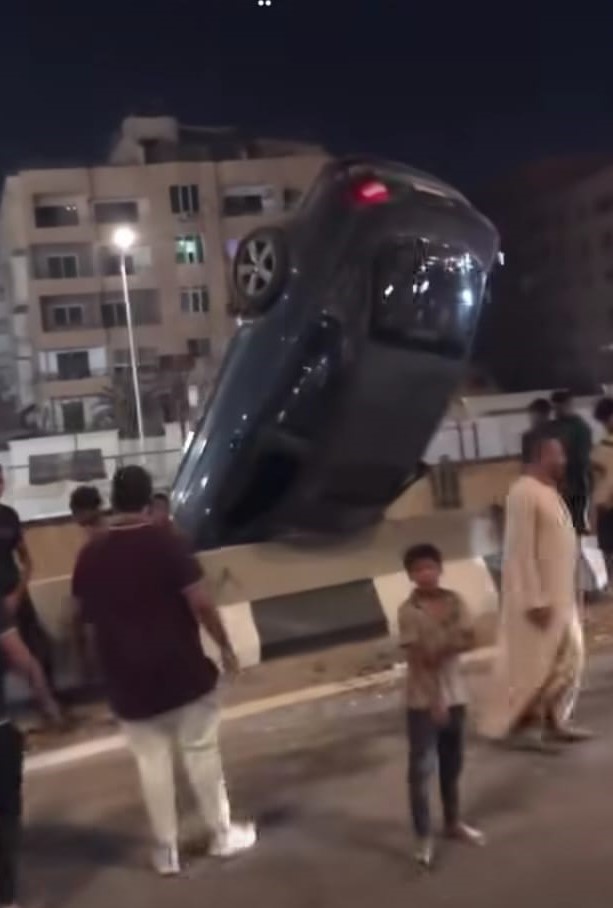 اثار الحادث 