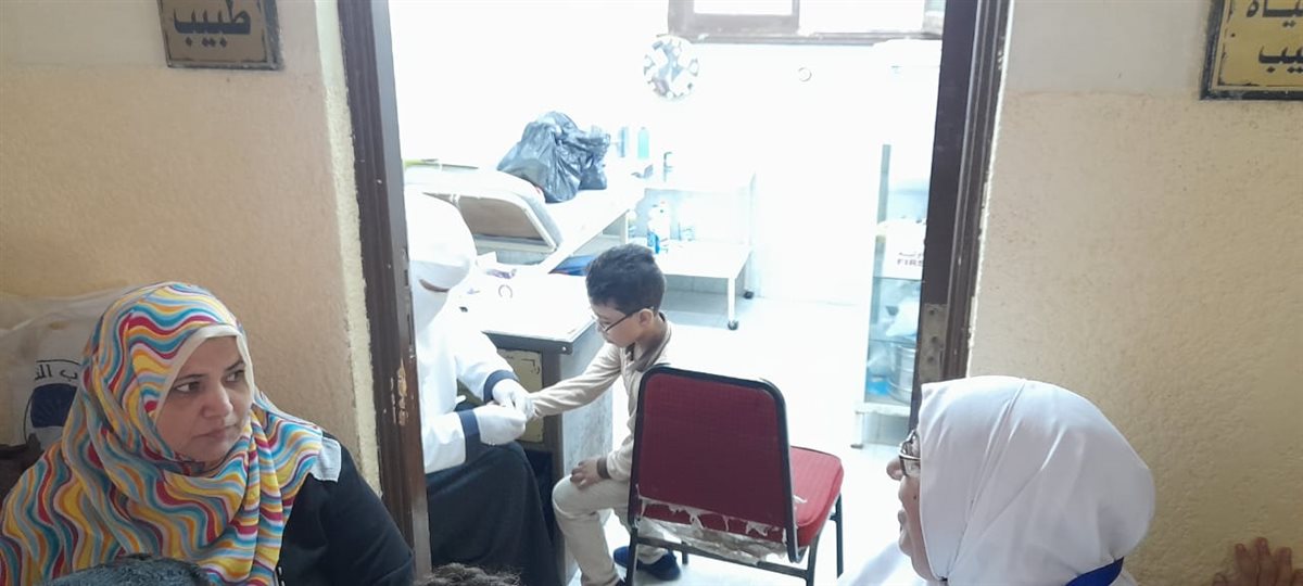 مدير تعليم الفيوم تفعيل دور اللجنة الصحية بالمدارس ومتابعة منسقي الصحة بالإدارات التعليمية