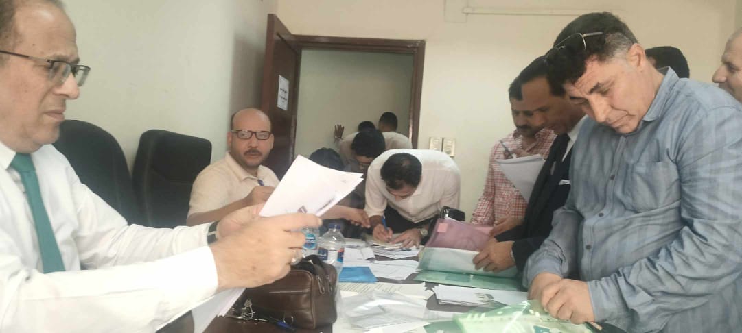 فى الأول لتلقى طلبات الترشيح.. 43 مرشحاً تقدموا بارواقهم ترشحهم بالفيوم