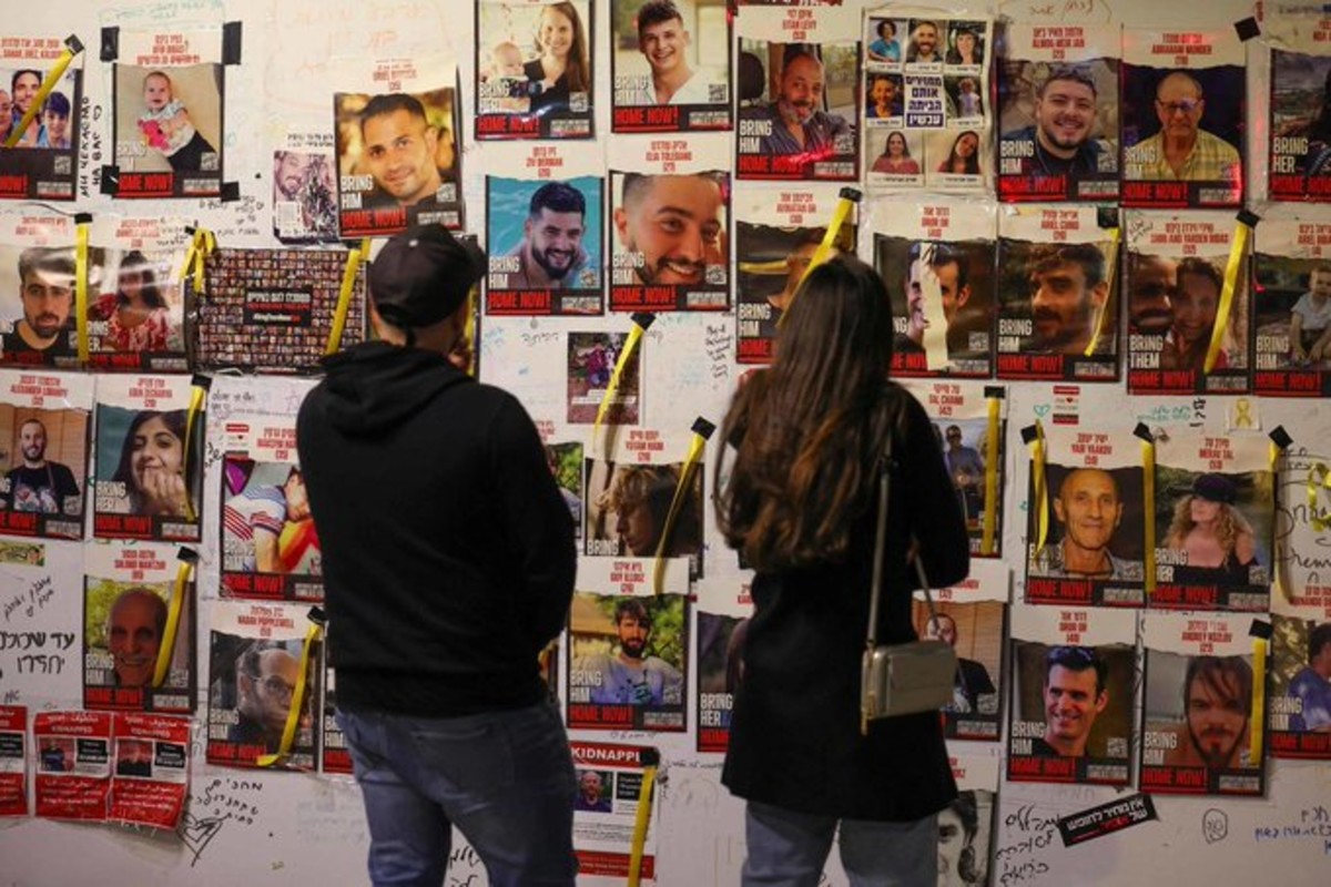 <strong>تبادل الأسرى</strong>