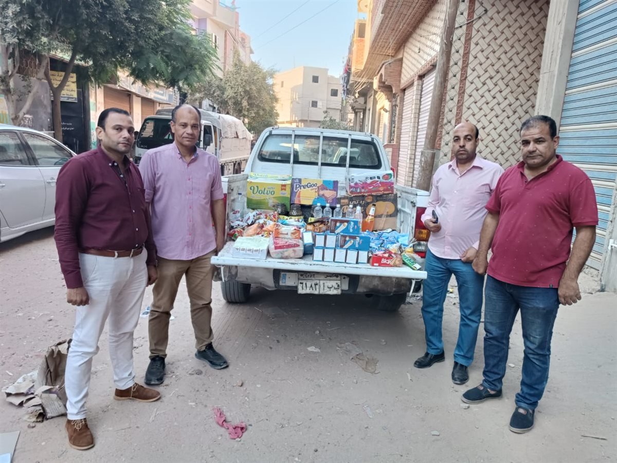 ضبط طن دواجن مقطعة بدون علامات أو بيانات وسلع غذائية منتهية الصلاحية بالفيوم