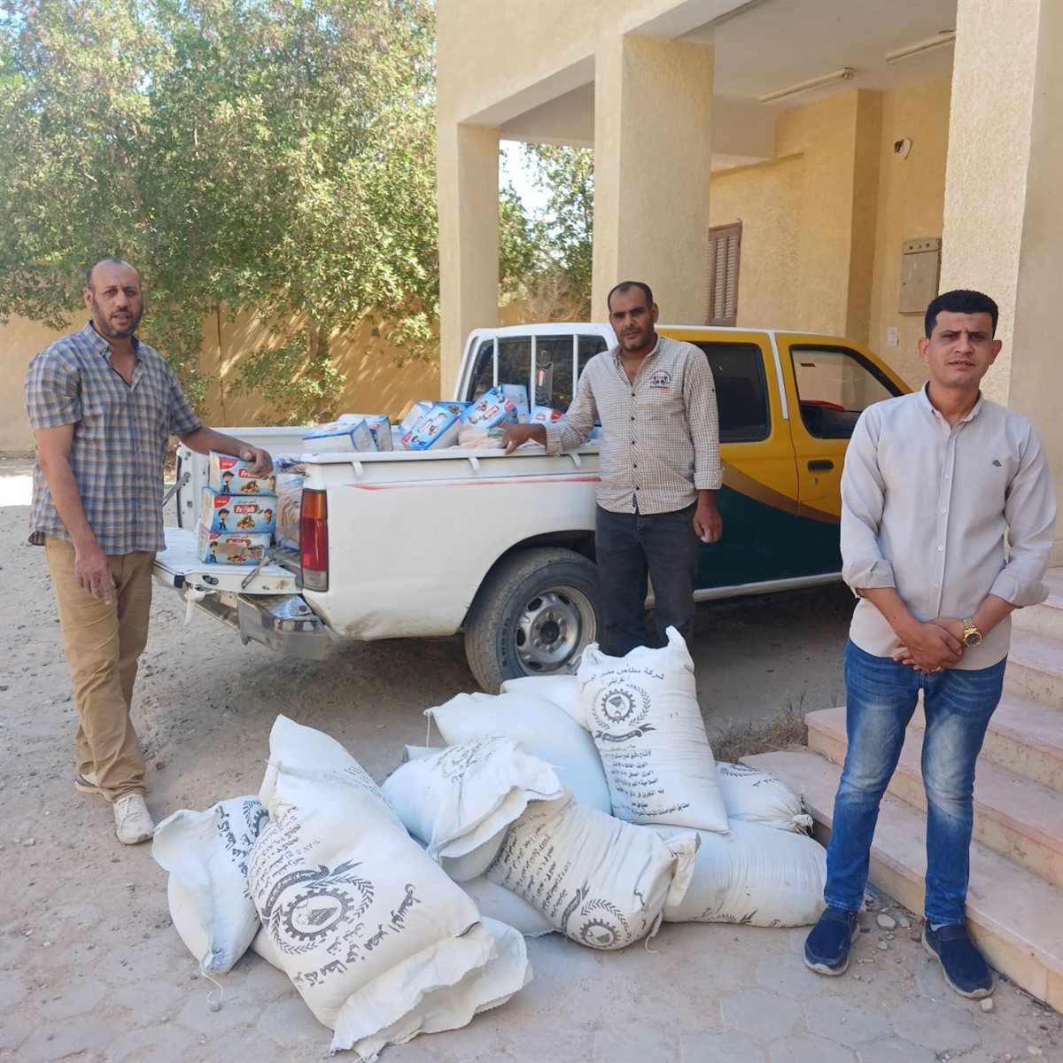 ضبط ربع طن مكسبات طعم و1600 عبوة مشروبات أطفال منتهية الصلاحية بالفيوم