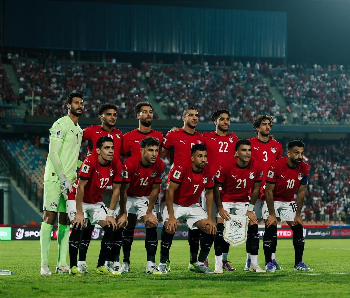 صلاح ومرموش يغيبان عن تشكيل منتخب مصر أمام غينيا بيساو