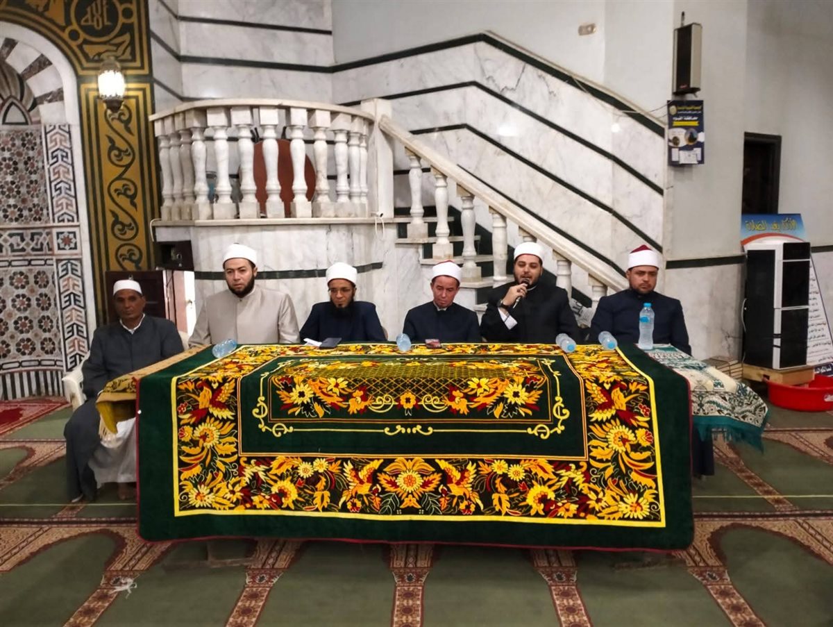 أوقاف الفيوم تكرم الأطفال المشاركين في البرنامج التثقيفي للطفل بمسجد المنشية الغربي