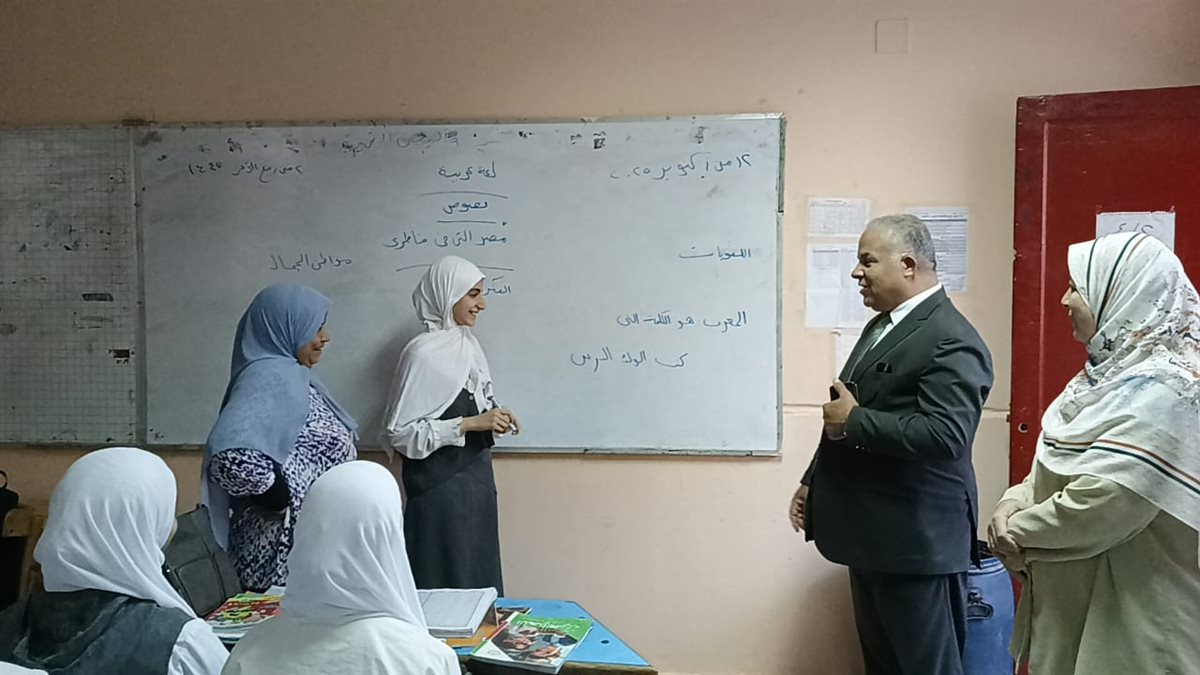 فقرات وطنية ومعلومات تربوية متميزة بمدرسة المسلة الإعدادية للبنات بشرق الفيوم