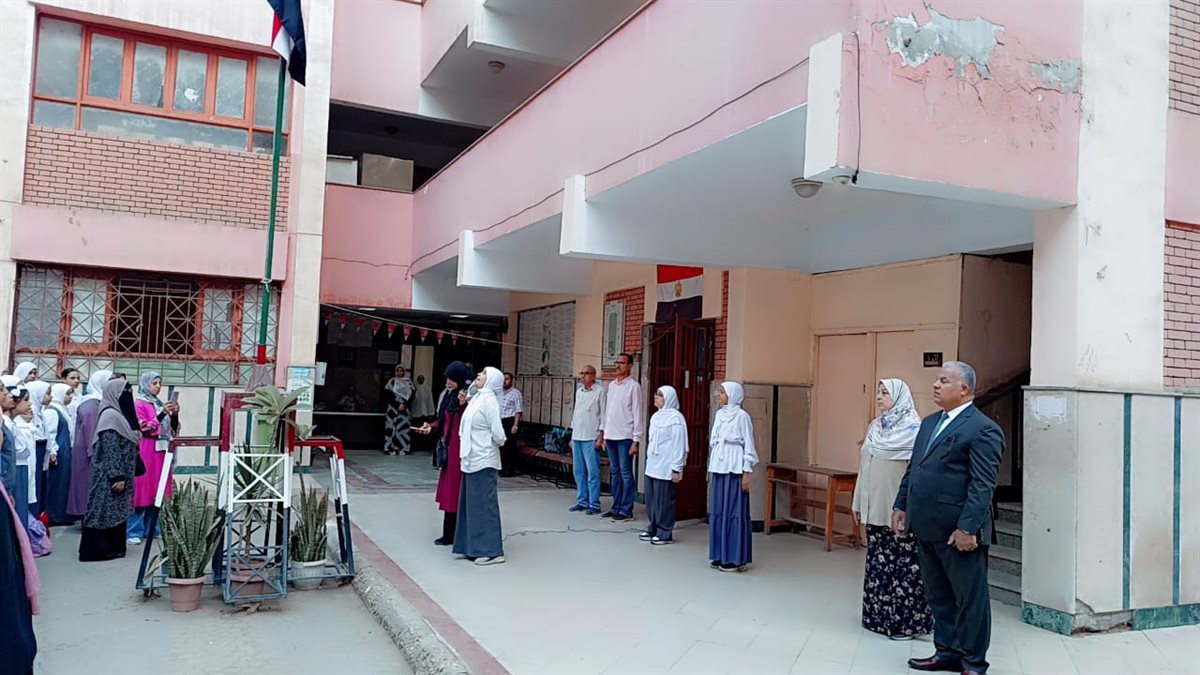 فقرات وطنية ومعلومات تربوية متميزة بمدرسة المسلة الإعدادية للبنات بشرق الفيوم