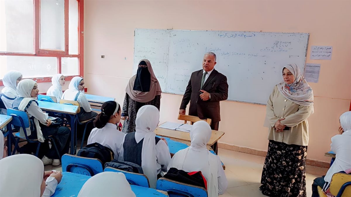 فقرات وطنية ومعلومات تربوية متميزة بمدرسة المسلة الإعدادية للبنات بشرق الفيوم