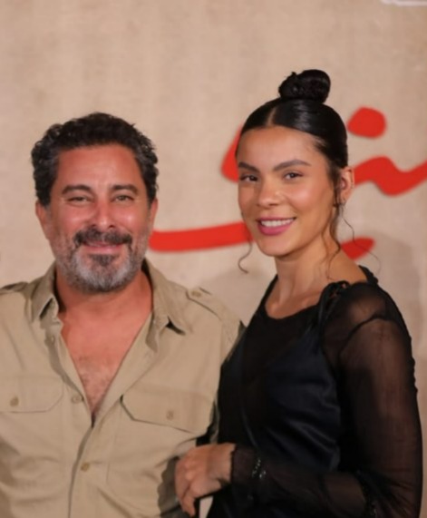 هادي الباجوري وخطيبته هايدي خالد