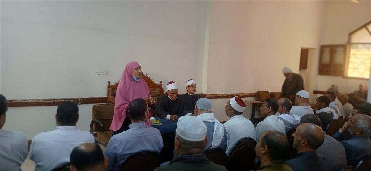 أوقاف الفيوم تنظم دورة للعاملين حول التعامل اللائق مع رواد المساجد