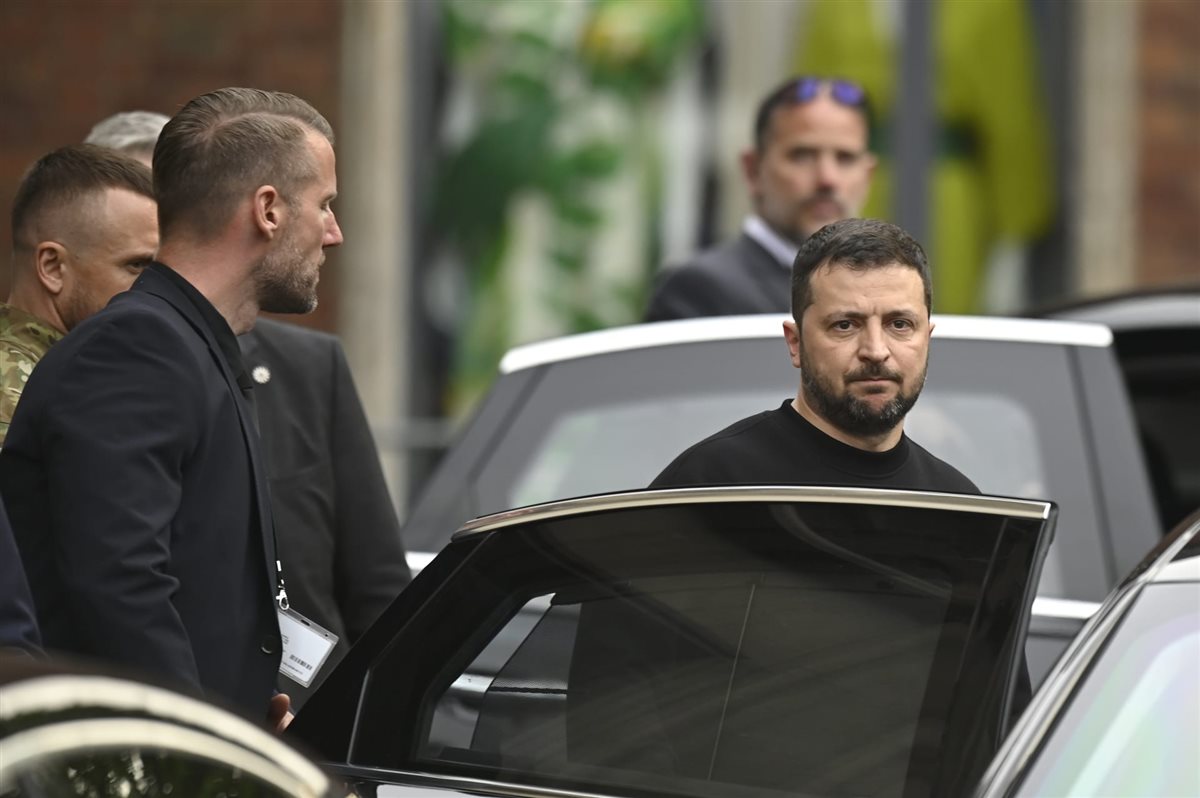 <strong>الرئيس الأوكراني فلاديمير زيلينسكي</strong>