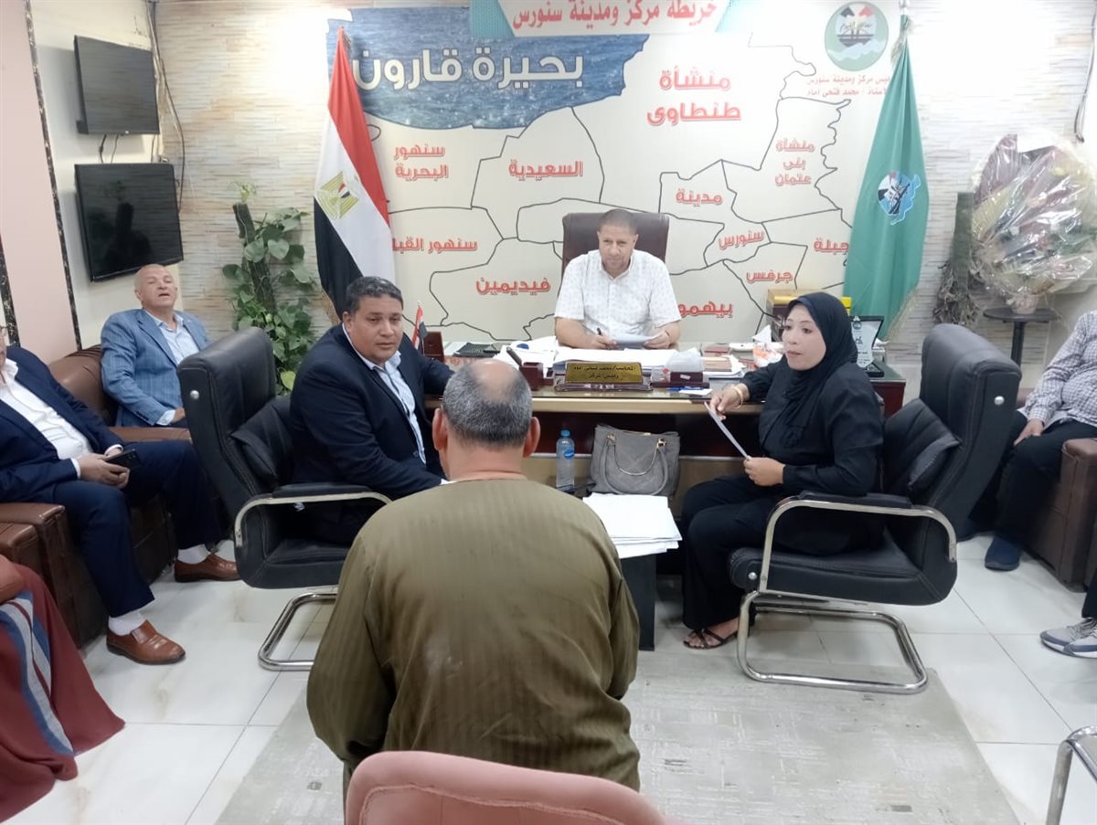 بحث 125 شكوى وطلب من القيادات التنفيذية بلقاءات للمواطنين بمختلف مراكز المحافظة