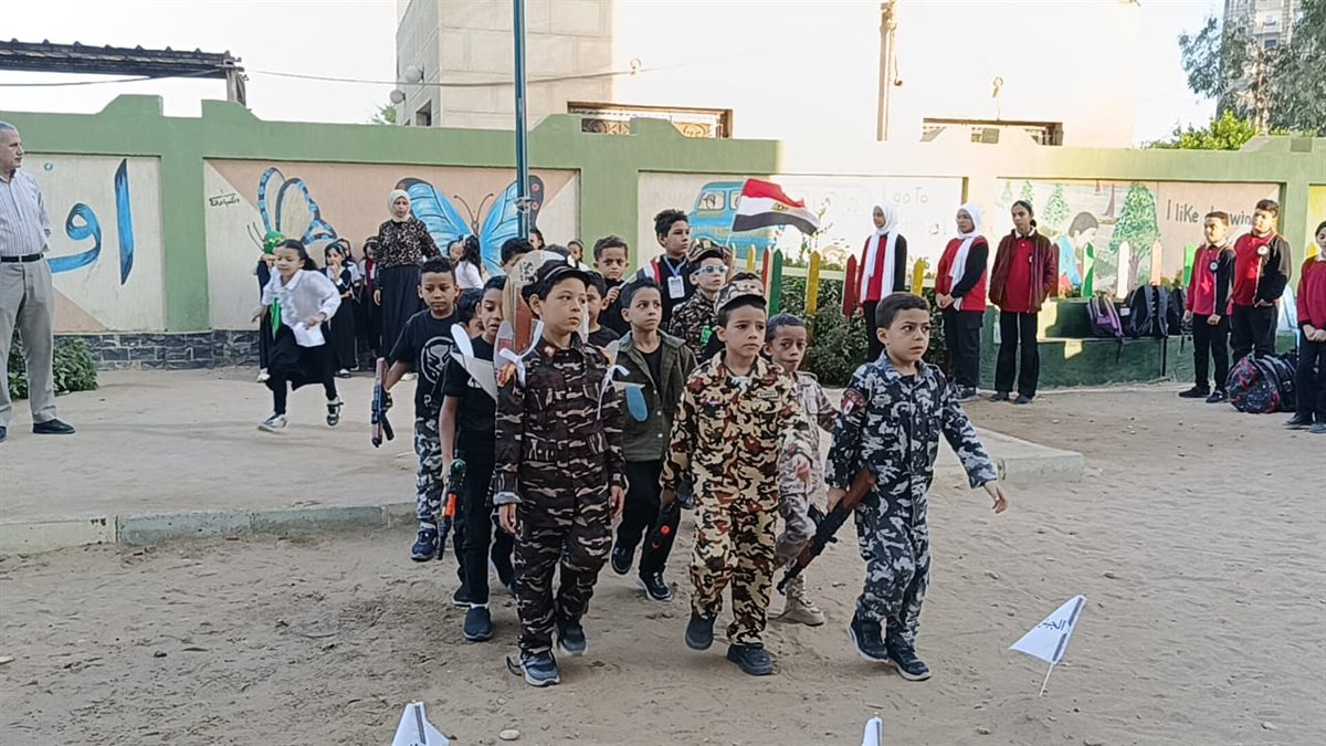 مدير تعليم الفيوم يشيد بانتظام العملية التعليمية وانضباط العمل بمدرسة البحوث الرسمية للغات بشرق الفيوم