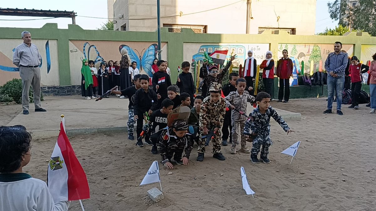 مدير تعليم الفيوم يشيد بانتظام العملية التعليمية وانضباط العمل بمدرسة البحوث الرسمية للغات بشرق الفيوم