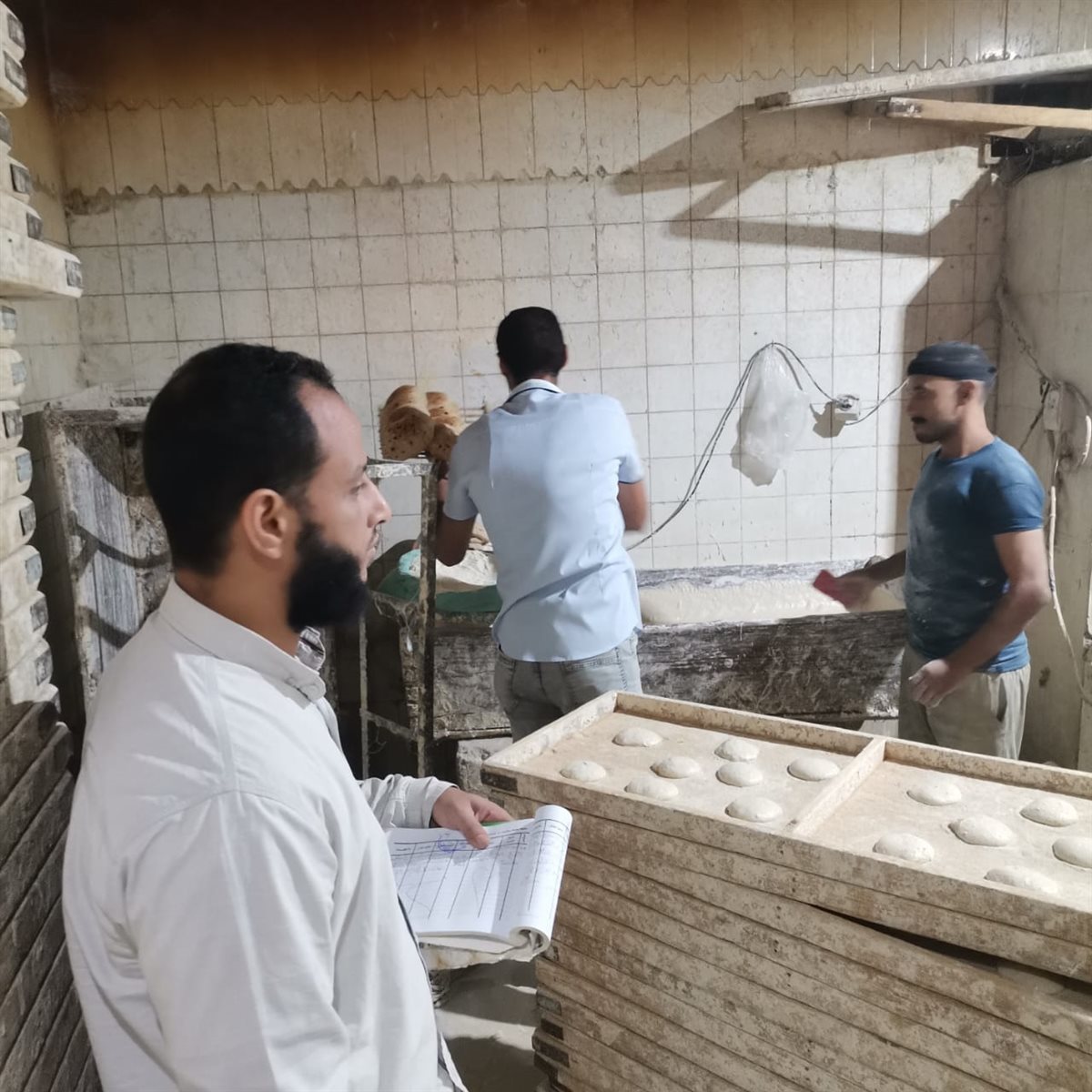 تموين الفيوم ضبط منشأة بدون ترخيص و440 لتر بنزين معبأة بجراكن مدعم محظور بيعه أو تداوله