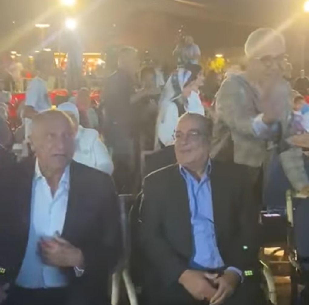 ياسين منصور رفقة الخطيب بفرع النادي بالشيخ زايد