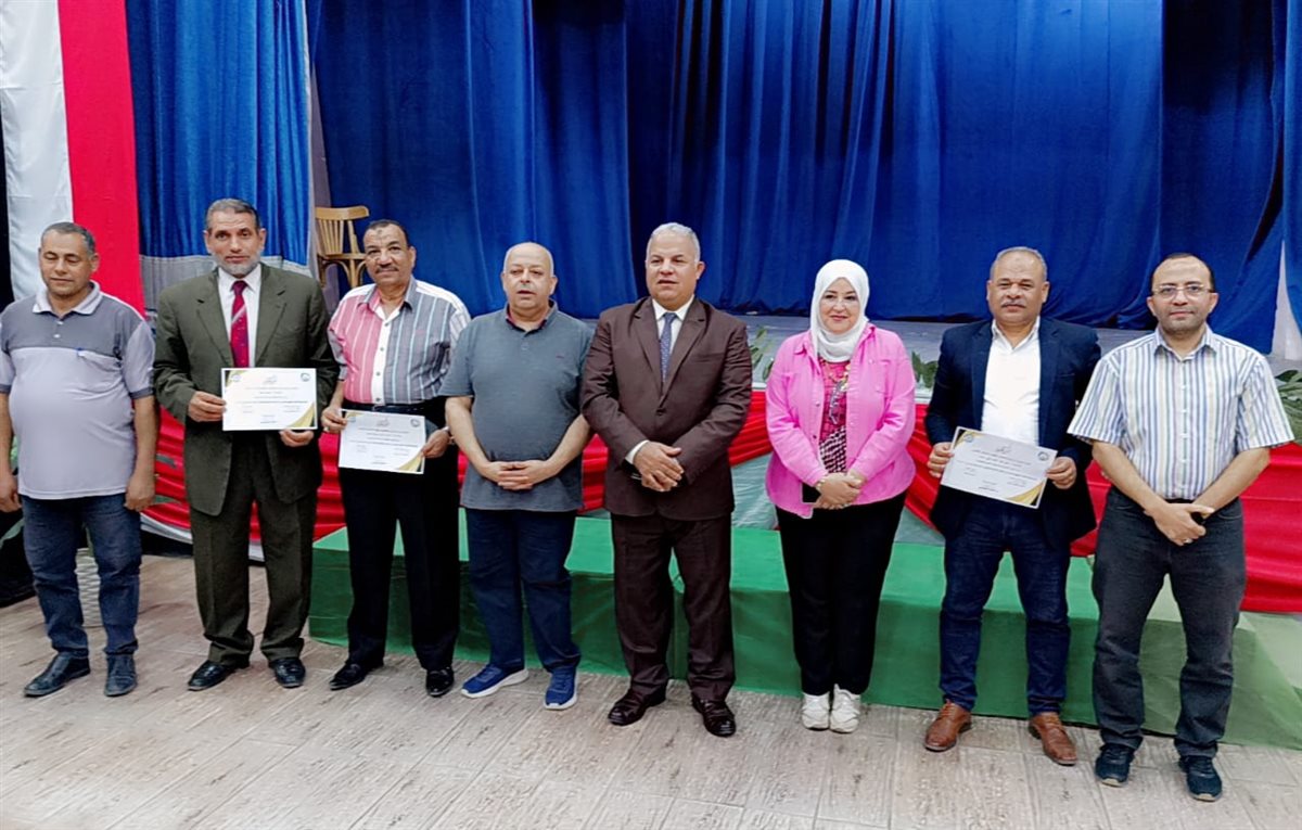 تكريم 176 طالبًا فائزًا في مسابقات التربية الاجتماعية والمجال الصناعي والتربية الموسيقية