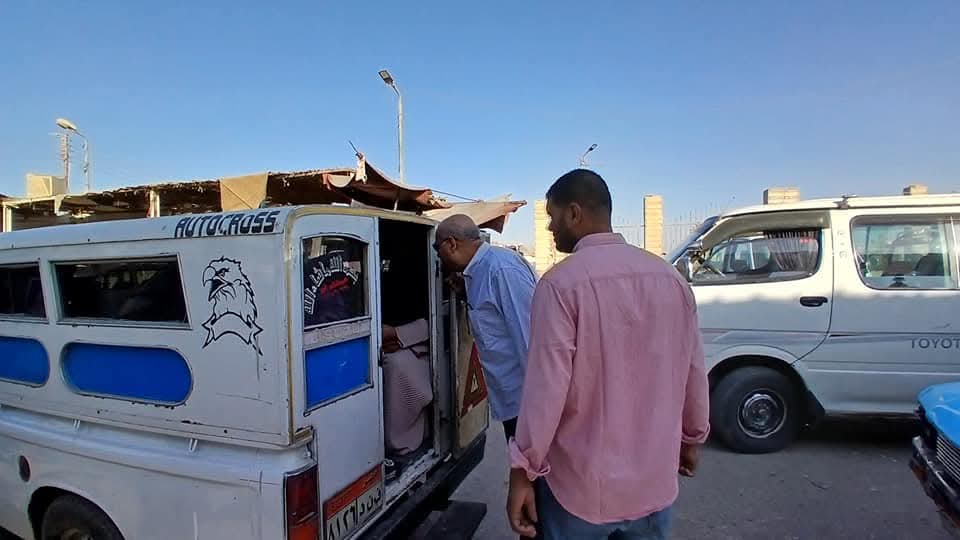 رئيس مركز ومدينة طامية يتابع محطات الوقود ومجمع سيارات طامية وتطبيق التعريفة الجديدة