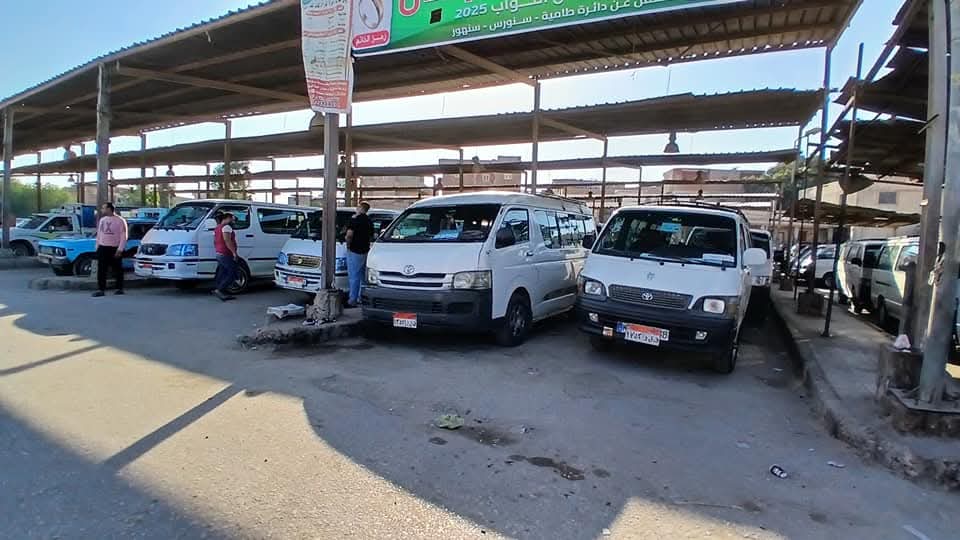 رئيس مركز ومدينة طامية يتابع محطات الوقود ومجمع سيارات طامية وتطبيق التعريفة الجديدة