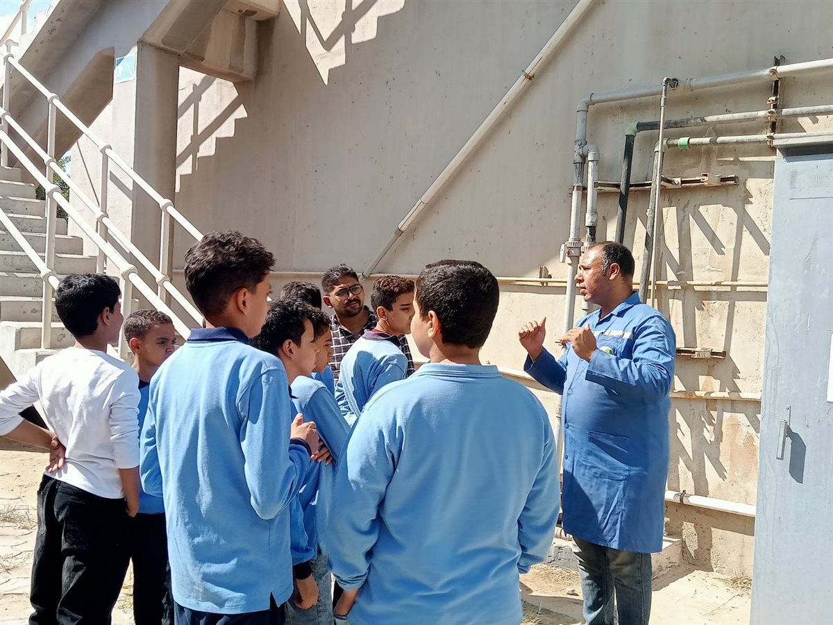 مياه الفيوم” تنظم زيارات ميدانية لطلاب المدارس بمحطات تنقية مياه الشرب