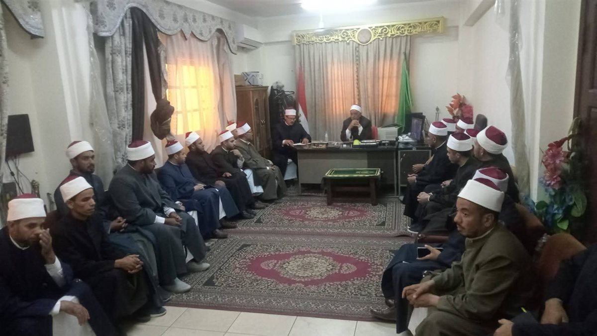 مدير أوقاف الفيوم يجتمع بالأئمة المتميزين والمواهب ويشدد على مواجهة الفكر المتطرف وكل تحديات شعب مصر العظيم هو مهمتنا الكبرى