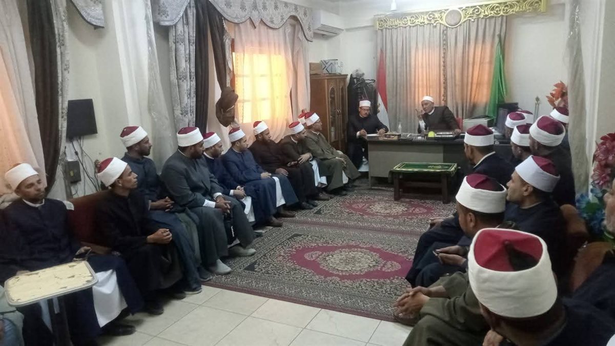 مدير أوقاف الفيوم يجتمع بالأئمة المتميزين والمواهب ويشدد على مواجهة الفكر المتطرف وكل تحديات شعب مصر العظيم هو مهمتنا الكبرى