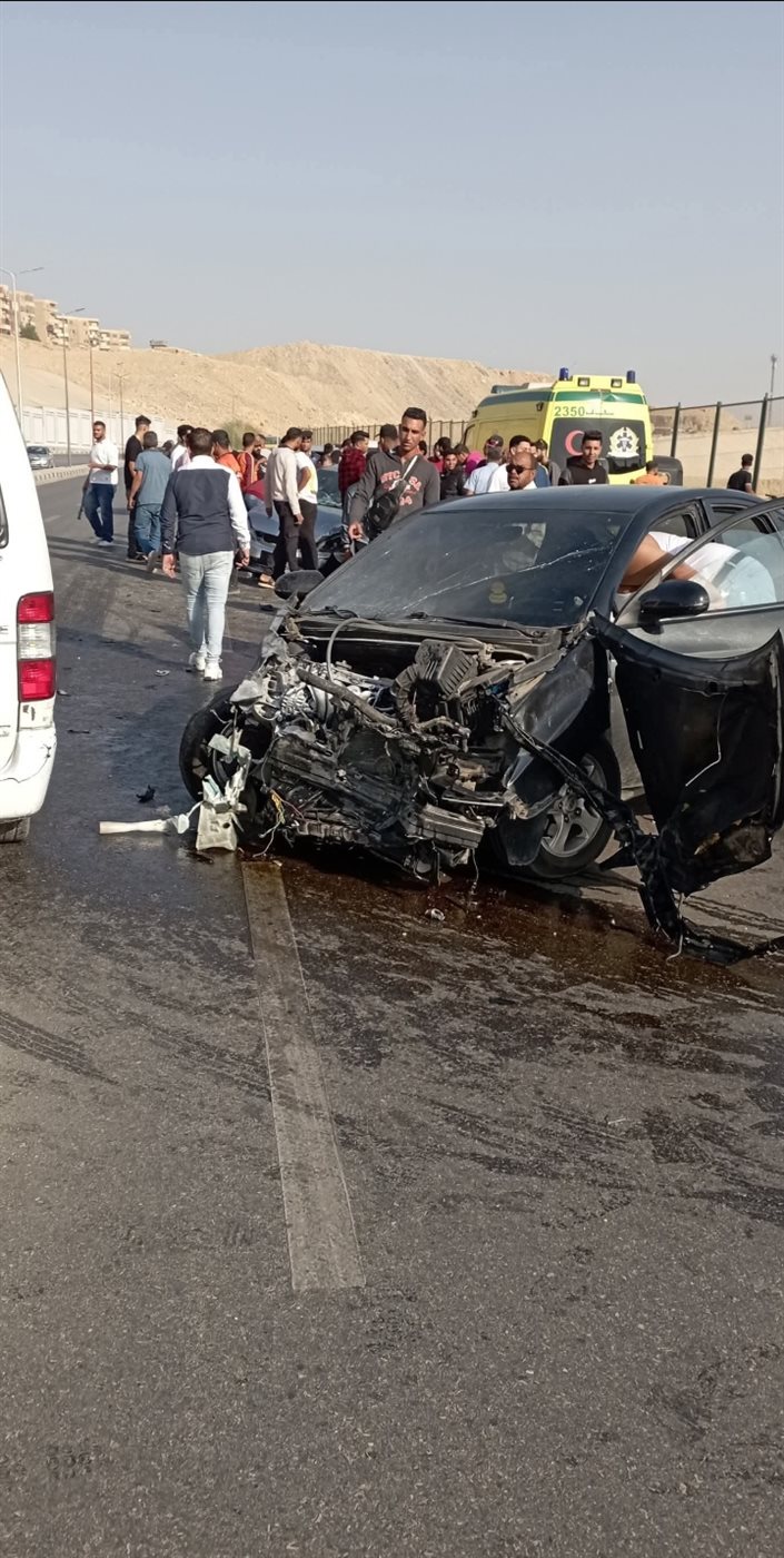 سيارة