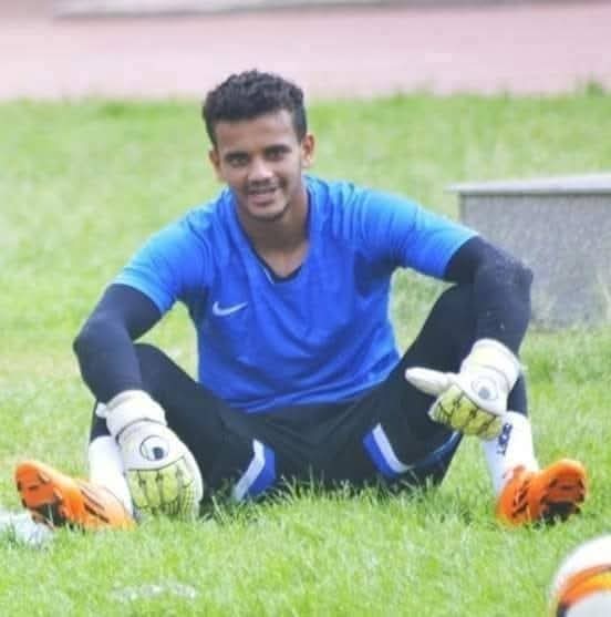 اللاعب نجله الراحل