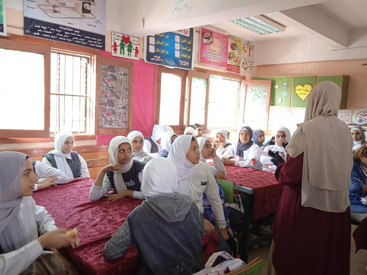 محاضر لطلاب الفيوم ضمن مبادرة جيل واعى وطن أقوى بمكتبة الفيوم العامة