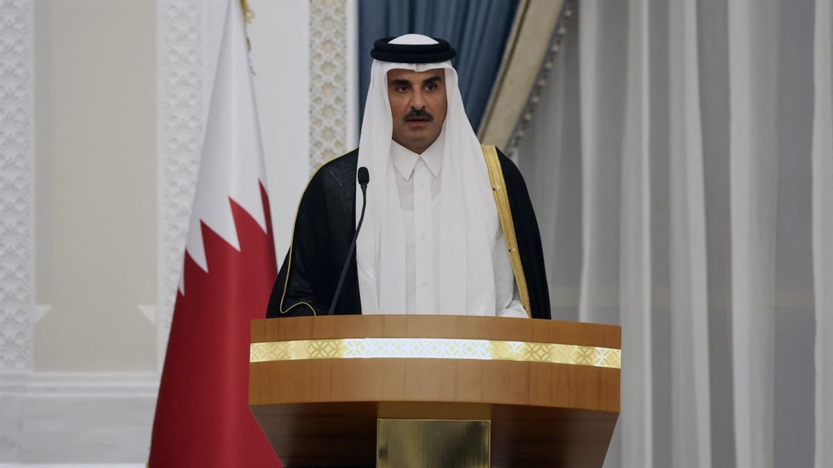 <strong>أمير دولة قطر، الشيخ تميم بن حمد آل ثاني</strong>