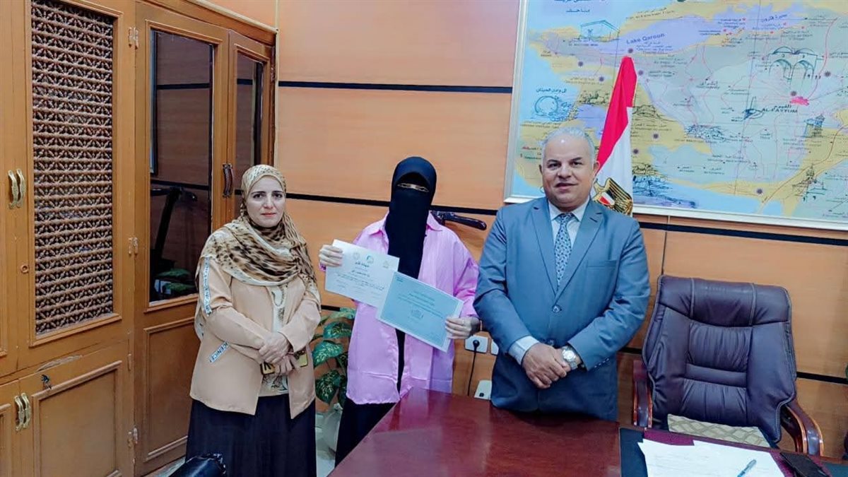 مدير تعليم الفيوم يكرم الفائزين في مسابقة