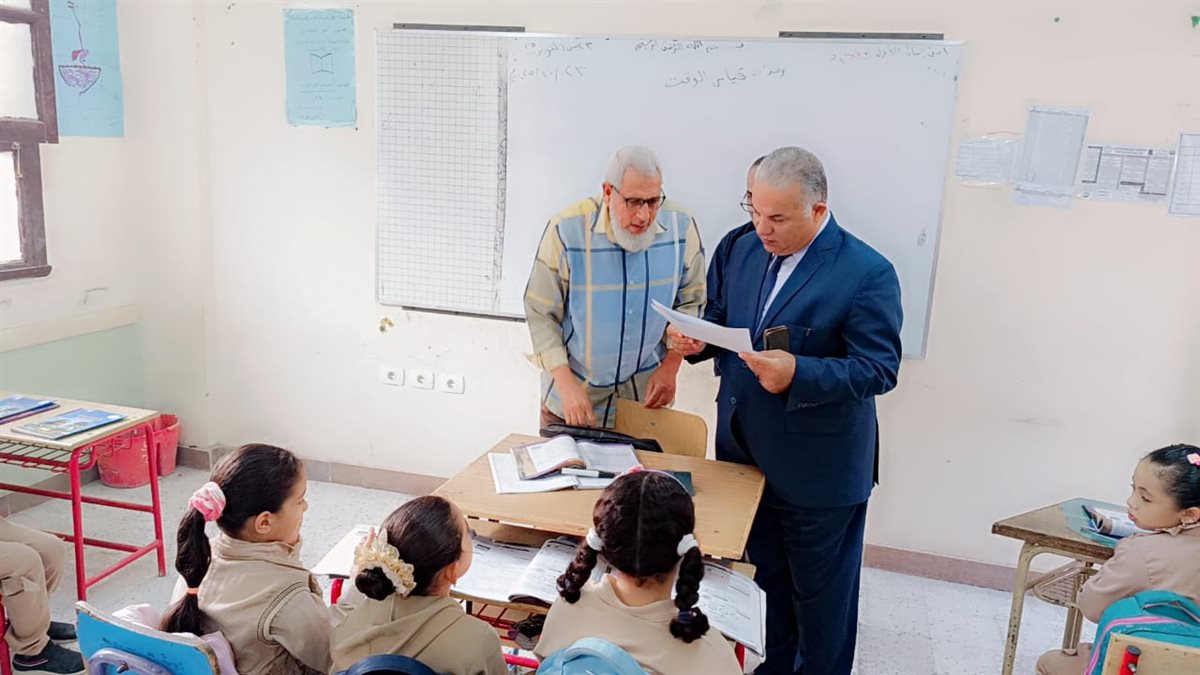 قبيصي يتابع مدرسة جمال عبد الناصر الإبتدائية بشرق الفيوم ويؤكد على تفعيل الأنشطة والتقييمات