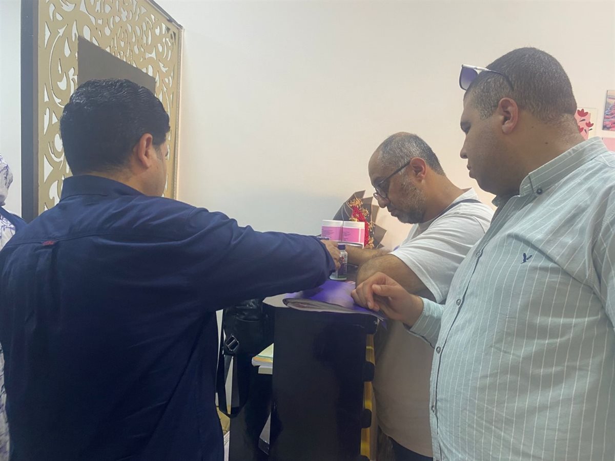 تموين الفيوم غلق وتشميع ٣ مراكزعلاج طبيعي وعناية بالبشرة لمزواله النشاط بدون ترخيص<br>