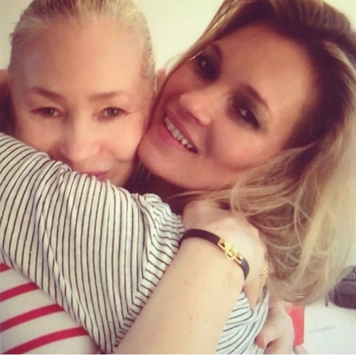 كيت موس وميلاني وارد 