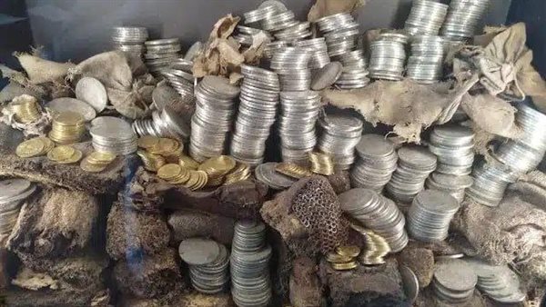 <strong>سرقة متحف دار التنوير</strong>