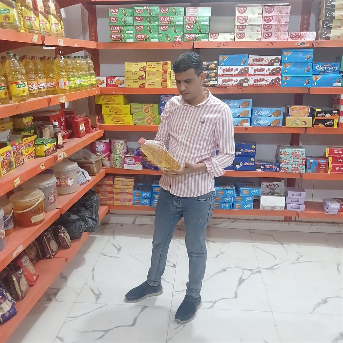 ضبط 470 كيلو لحوم وأسماك فاسدة في حملة مكبرة على المطاعم بالفيوم 