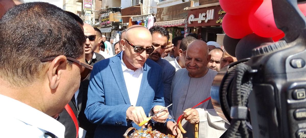 محافظ الأقصر