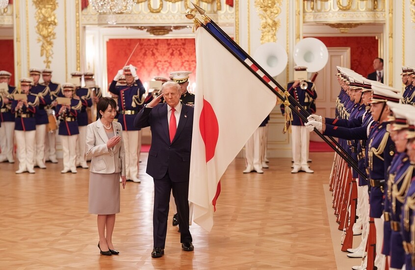 <strong>ترامب وتاكايتشي</strong>