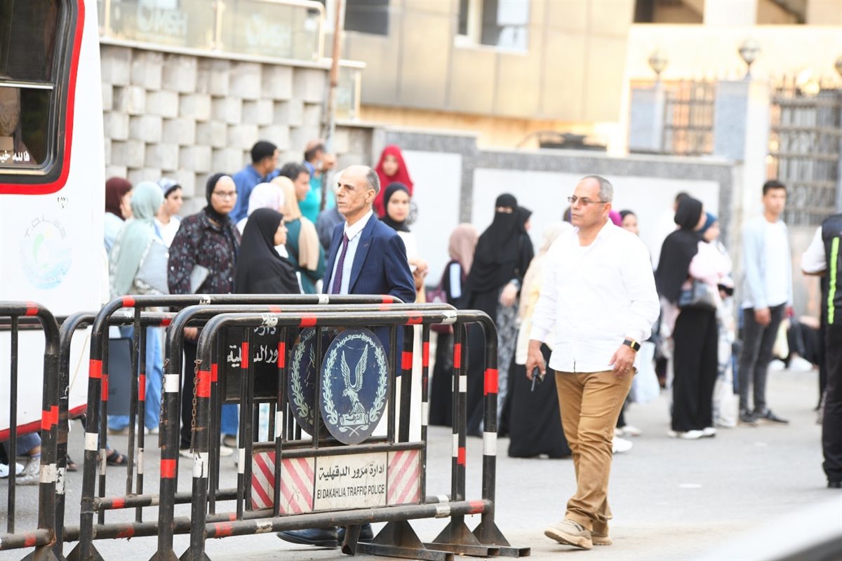 محطات سيارات السرفيس بالمنصورة