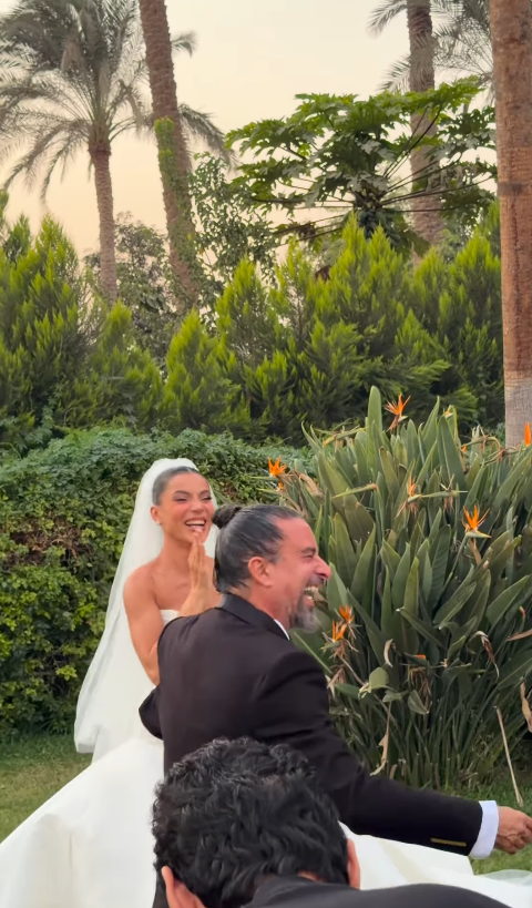 الصور الأولى من حفل زفاف المخرج هادي الباجوري