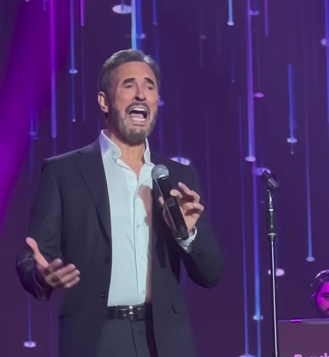 كاظم الساهر في حفله بموسم الرياض