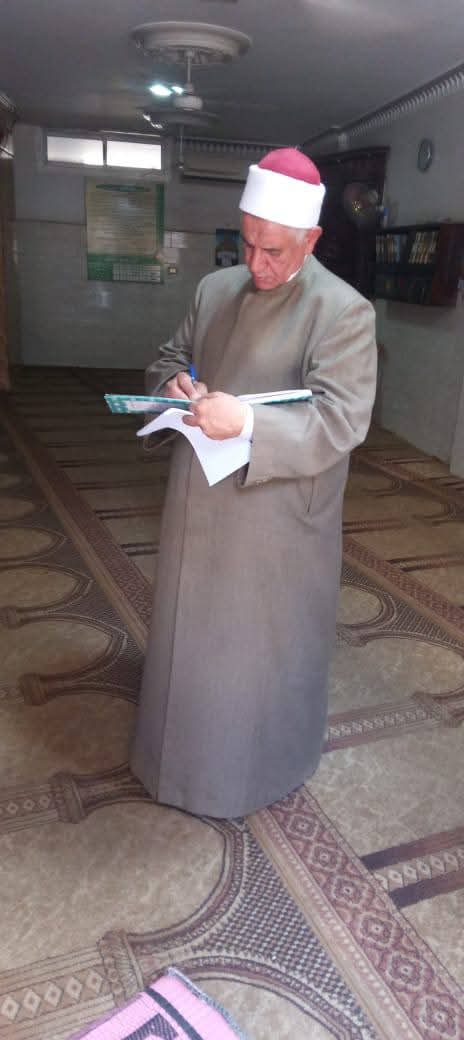 مدير أوقاف الفيوم يشدد: على الالتزام بوقت وموضوع خطبة الجمعة.. وتوفير الجو الروحاني اللائق ببيوت الله